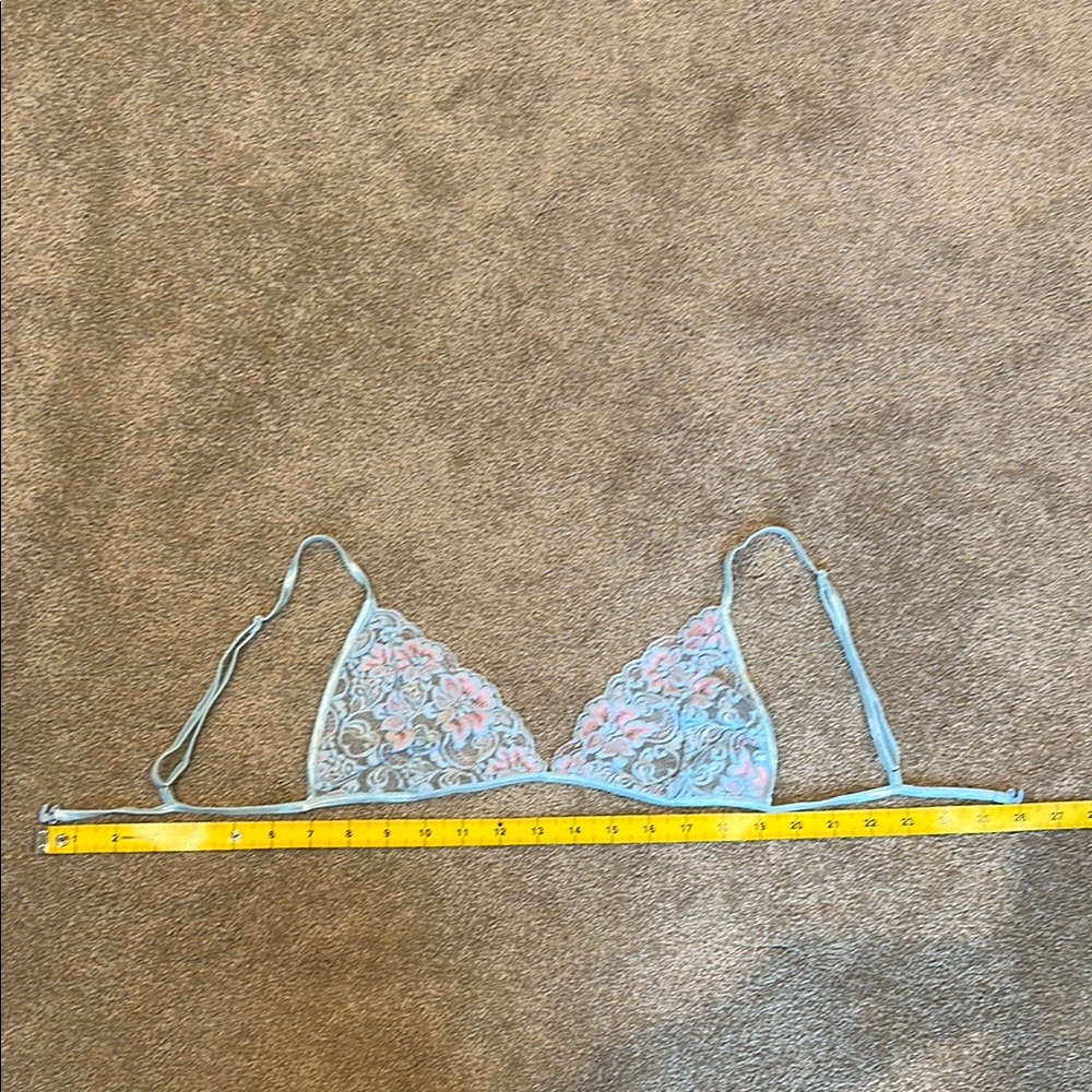 Floral Lace Bralette. Size large